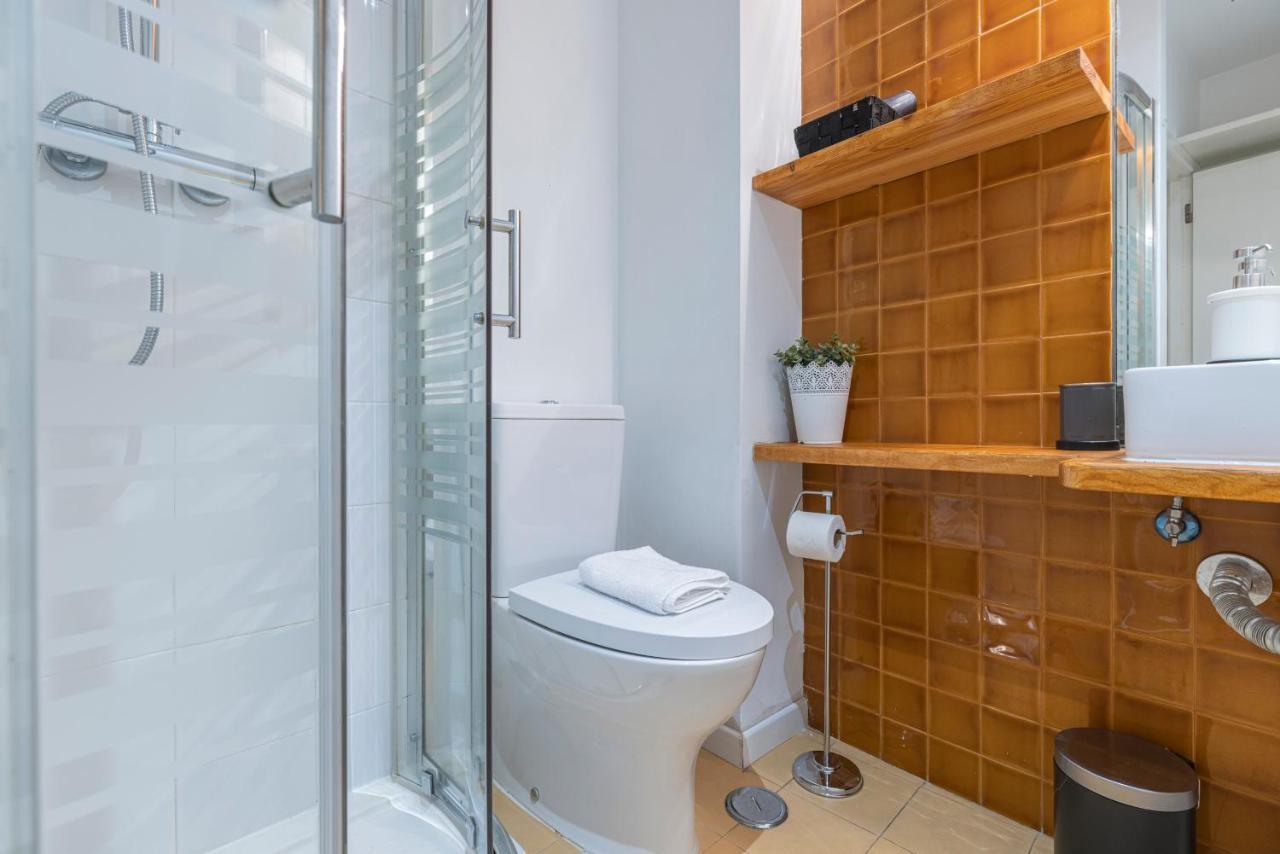 Alfama'S Heart Apartment By Lovelystay Lisboa Exteriör bild
