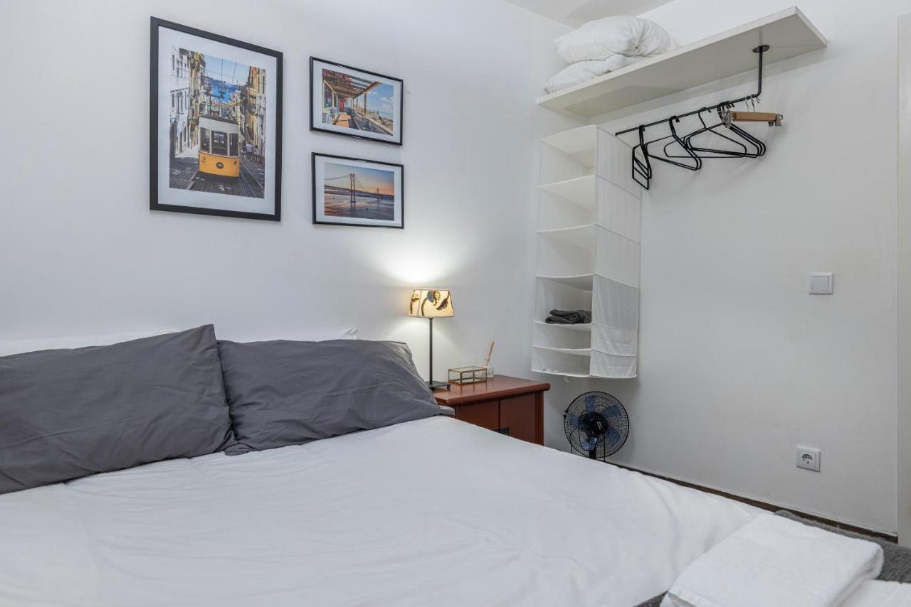 Alfama'S Heart Apartment By Lovelystay Lisboa Exteriör bild